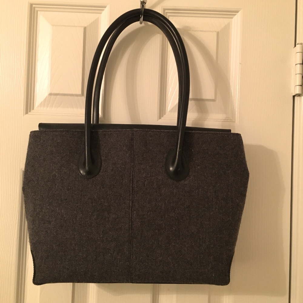 Carla Mancini gray felt bag